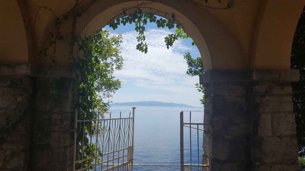Appartement Josephine'S Garden à Opatija Extérieur photo